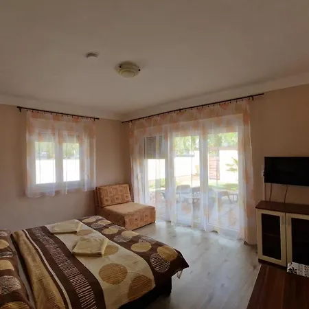 Apartament Napsugar 